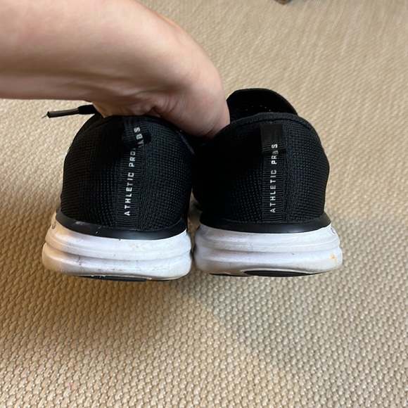 APL Techloom Pro Black White Athletic Sneakers size 8.5 - Picture 5 of 10